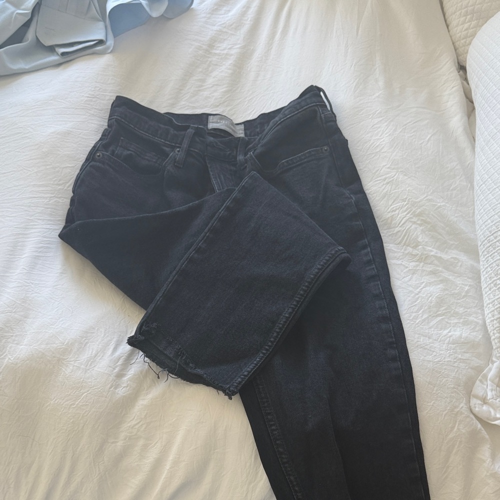 Everlane original cheeky Black Jeans